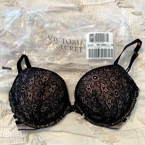 Victoria secret bra DDD